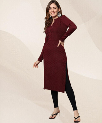 HERMISTON Women Embroidered Straight Kurta(Maroon)