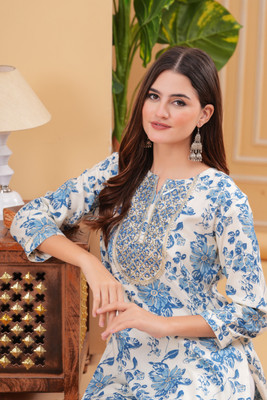 PHYSIL Women Embroidered Straight Kurta(Blue)