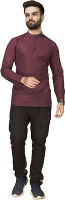 Hare Krishna Men Solid Straight Kurta(Maroon)
