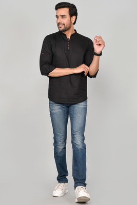 WearCulture Men Solid Straight Kurta(Black)