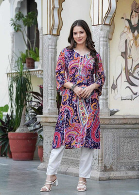 GAMLAFASHION Women Floral Print Straight Kurta(Purple)