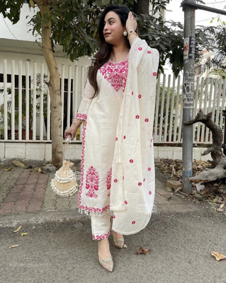 RIWAAYAT BY AASTHA Women Embroidered Ethnic Dress Kurta(White)