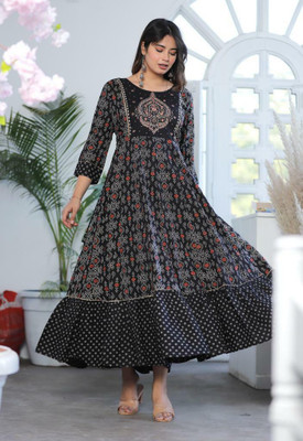 SHRI RADHARANI CREATION Women Printed Gown Kurta(Black)