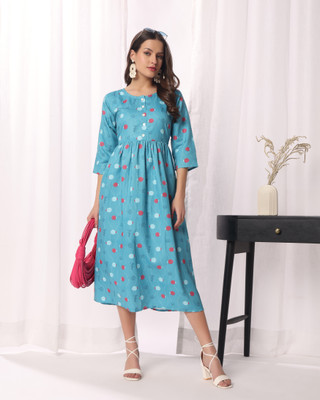 DRESOUL Women Floral Print Straight Kurta(Light Blue)