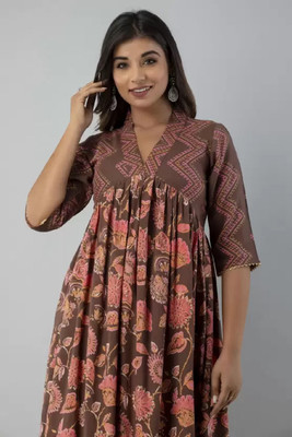 KUNJOO Women Floral Print Flared Kurta(Brown)