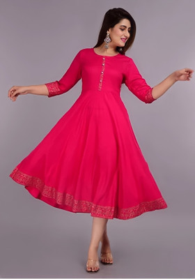 CHECHI Women Solid Gown Kurta(Pink)