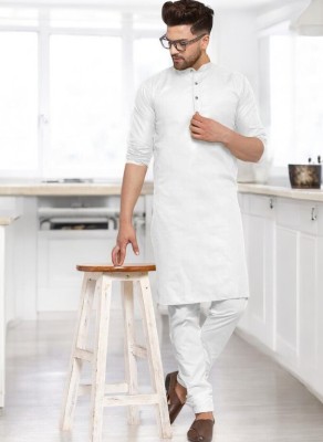 Anuj Fashion Men Solid Straight Kurta(White)