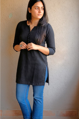 Envera Women Solid Straight Kurta(Black)