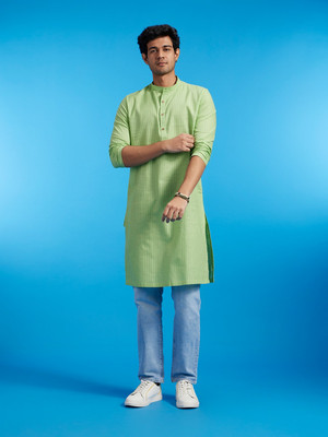 DIWAS by Manyavar Men Self Design Straight Kurta(Light Green)