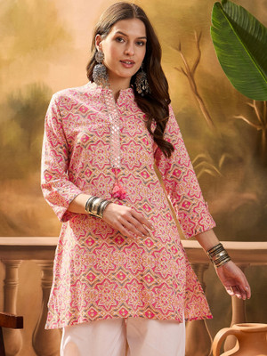 Sangria Women Printed, Embroidered Straight Kurta(Pink)