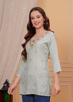 ALEXEY JAY Women Embroidered Straight Kurta(Light Green)