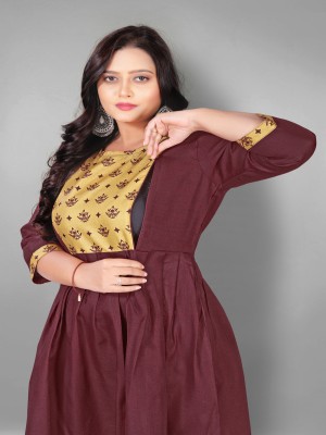 Hetsa Women Printed Flared Kurta(Maroon)