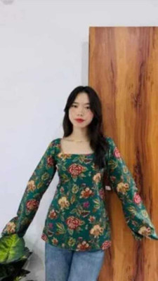 SK Creation Women Floral Print Straight Kurta(Green)