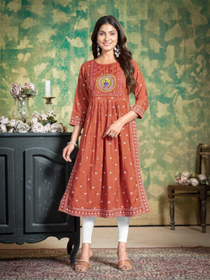 VIDHYA FASHION HUB Women Embroidered A-line Kurta(Maroon)