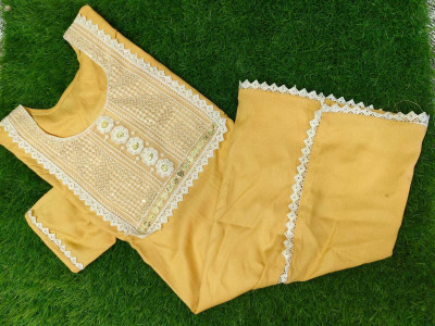 NOORIGARMENTS Women Embroidered Straight Kurta(Yellow)