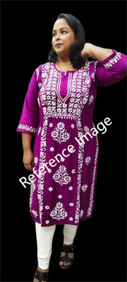 LUCKNOWI CHIKAN CRAFT Women Floral Print, Chikan Embroidery, Embroidered Straight Kurta(Pink, White)