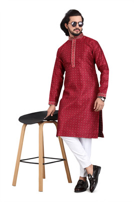 Gupta Men Woven Design A-line Kurta(Maroon)