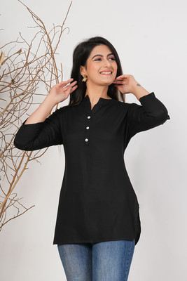 LABANIYA Women Solid, Block Print, Applique, Dyed/Ombre, Self Design Straight Kurta(Black)