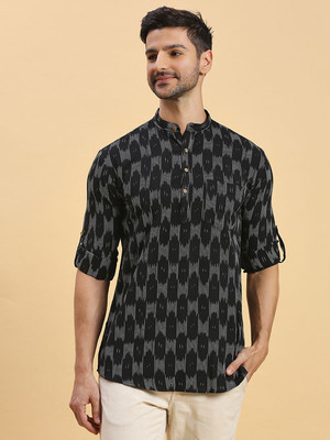 Rajubhai Hargovindas Men Printed Straight Kurta(Black)