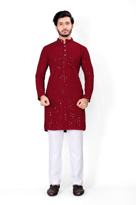 click n buy Men Embellished Straight Kurta(Maroon)