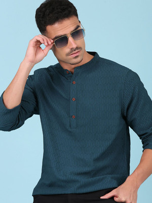 Voroxy Men Self Design Straight Kurta(Blue)