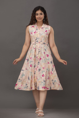 VIPY HANGER Women Floral Print A-line Kurta(White, Pink)