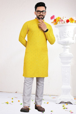 bitteR Men Embroidered Straight Kurta(Yellow)