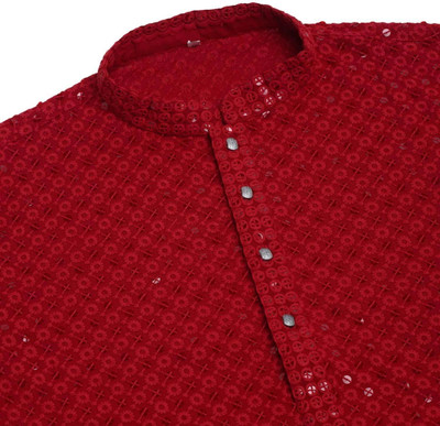 TRADITIONAL ANDAAZ Men Embellished Straight Kurta(Maroon)
