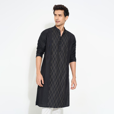 Indus Route by Pantaloons Men Printed Straight Kurta(Black)