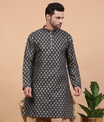 Larwa Men Self Design Straight Kurta(Black)