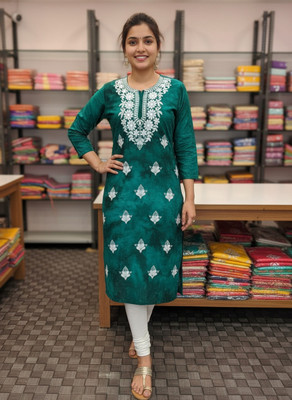 Crystalic Shop Women Chikan Embroidery Straight Kurta(Green)