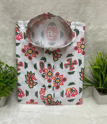 Lazzly Men Embroidered A-line Kurta(Multicolor)