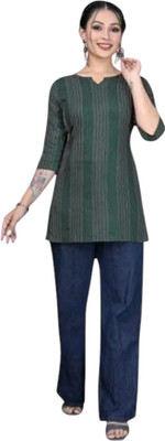 Texpaz Women Solid Anarkali Kurta(Green)