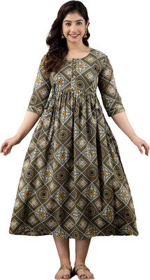UrbanRang Women Printed Anarkali Kurta(Green, Yellow)