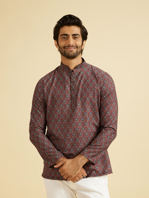 MANYAVAR Men Printed Straight Kurta(Red)