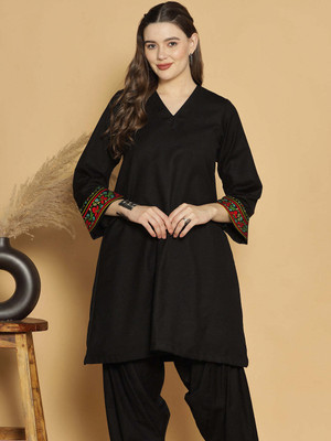 LetsDressUp Women Printed Straight Kurta(Black)