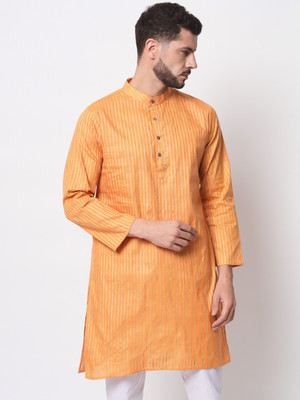 Vastraa Fusion Men Striped Straight Kurta(Black)
