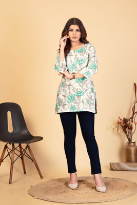 RUDRA TIMES Women Self Design A-line Kurta(Multicolor)
