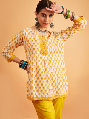 Bunaiwala Women Abstract Straight Kurta(Yellow)