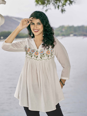 SHYAMA SAKHI Women Fit and Flare White Above Knee/Mid Thigh Length Dress