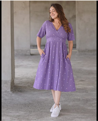 Etzin Women Floral Print Frontslit Kurta(Purple)