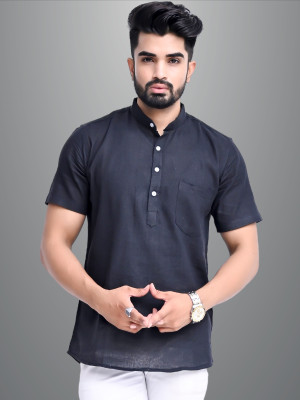 QuaClo Men Solid Straight Kurta(Black)