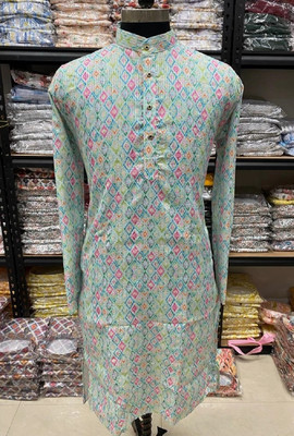 Lazzly Men Printed Straight Kurta(Multicolor)