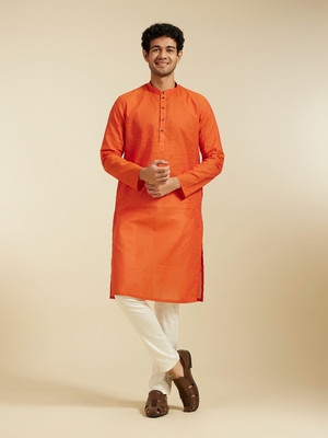DIWAS by Manyavar Men Solid Straight Kurta(Orange)