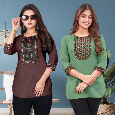 HELLY512 Women Embroidered A-line Kurta(Brown, Green)