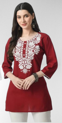 PENTTO Women Embroidered Straight Kurta(Maroon)