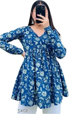 Yuvi fashion Women Floral Print, Printed Flared Kurta(Blue)