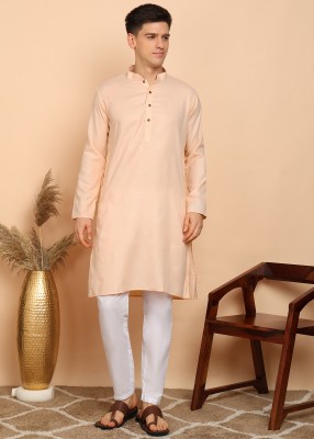 karnam Men Solid Straight Kurta(Beige)