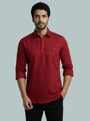 Vashuqi Men Solid A-line Kurta(Maroon)