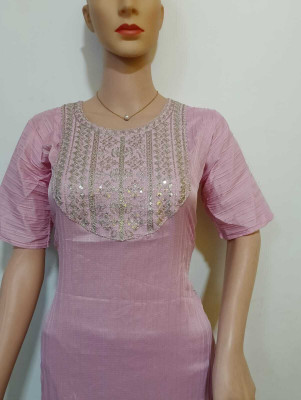 Josh Women Solid Straight Kurta(Pink)